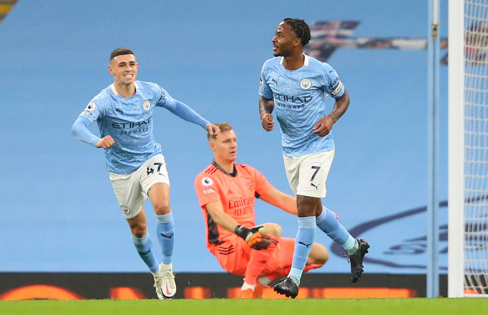 来自政府 来自政府